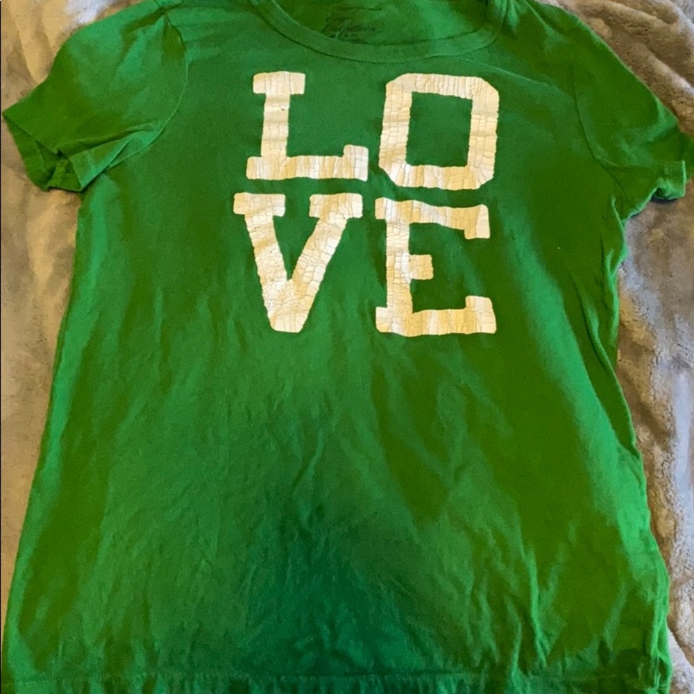Love Green Tshirt